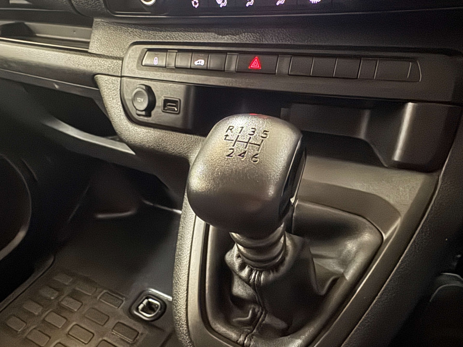 Used Peugeot Expert 2023 for sale - 78182136: Photo 16