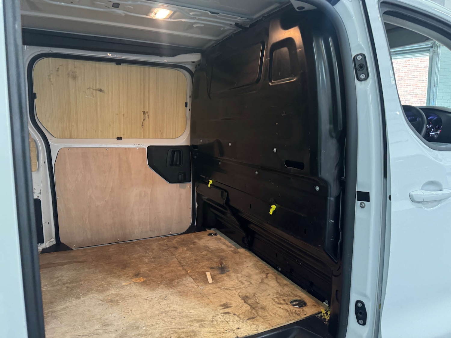 Used Peugeot Expert 2023 for sale - 78182136: Photo 25