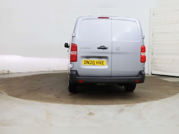 Used Vauxhall Vivaro 2020 for sale - 76006112: Photo 2