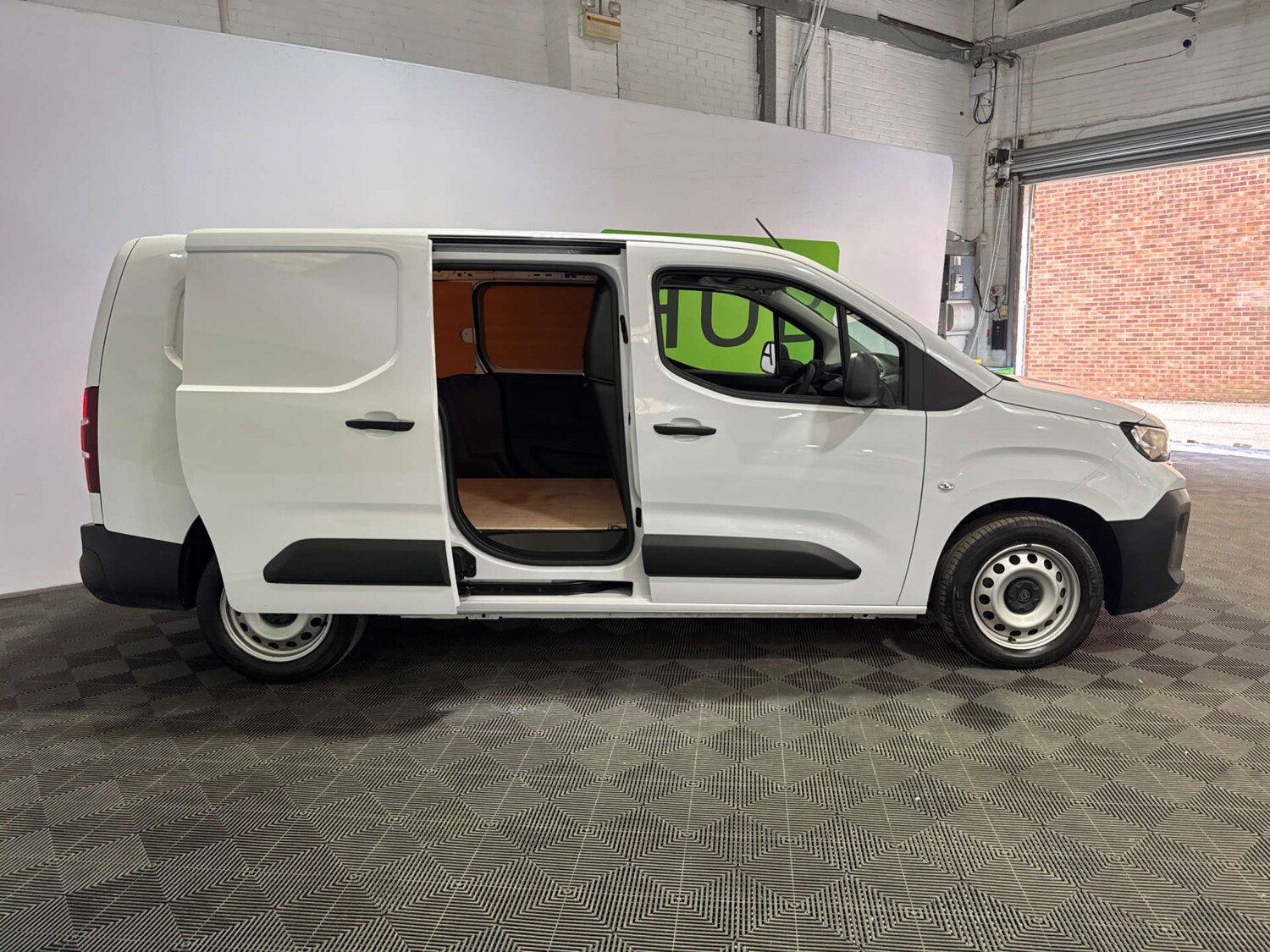 Used Peugeot Partner 2024 for sale - 78106738: Photo 11