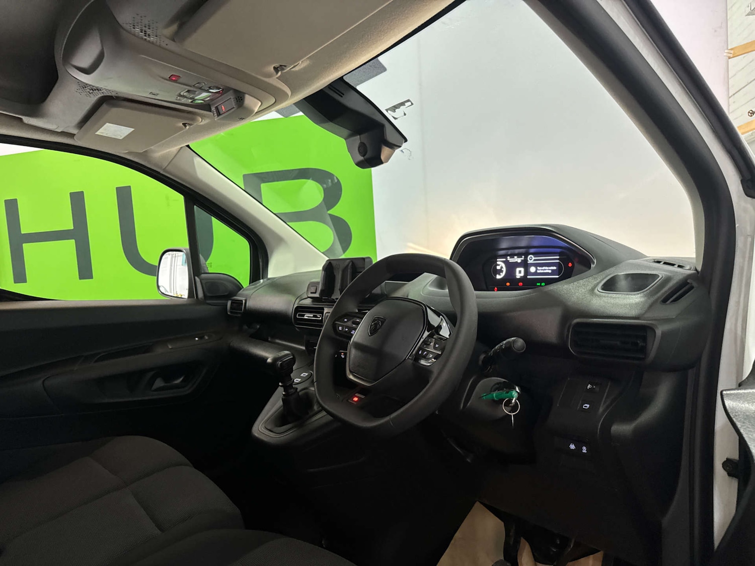 Used Peugeot Partner 2024 for sale - 78106738: Photo 2