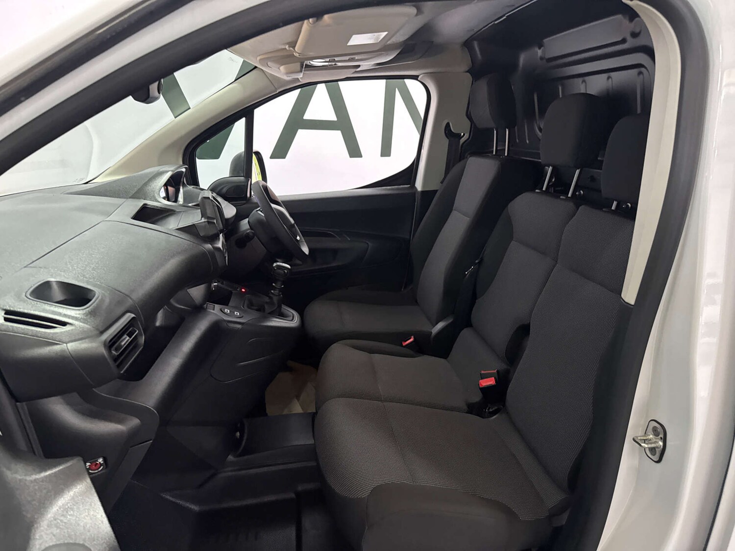 Used Peugeot Partner 2024 for sale - 78106738: Photo 23