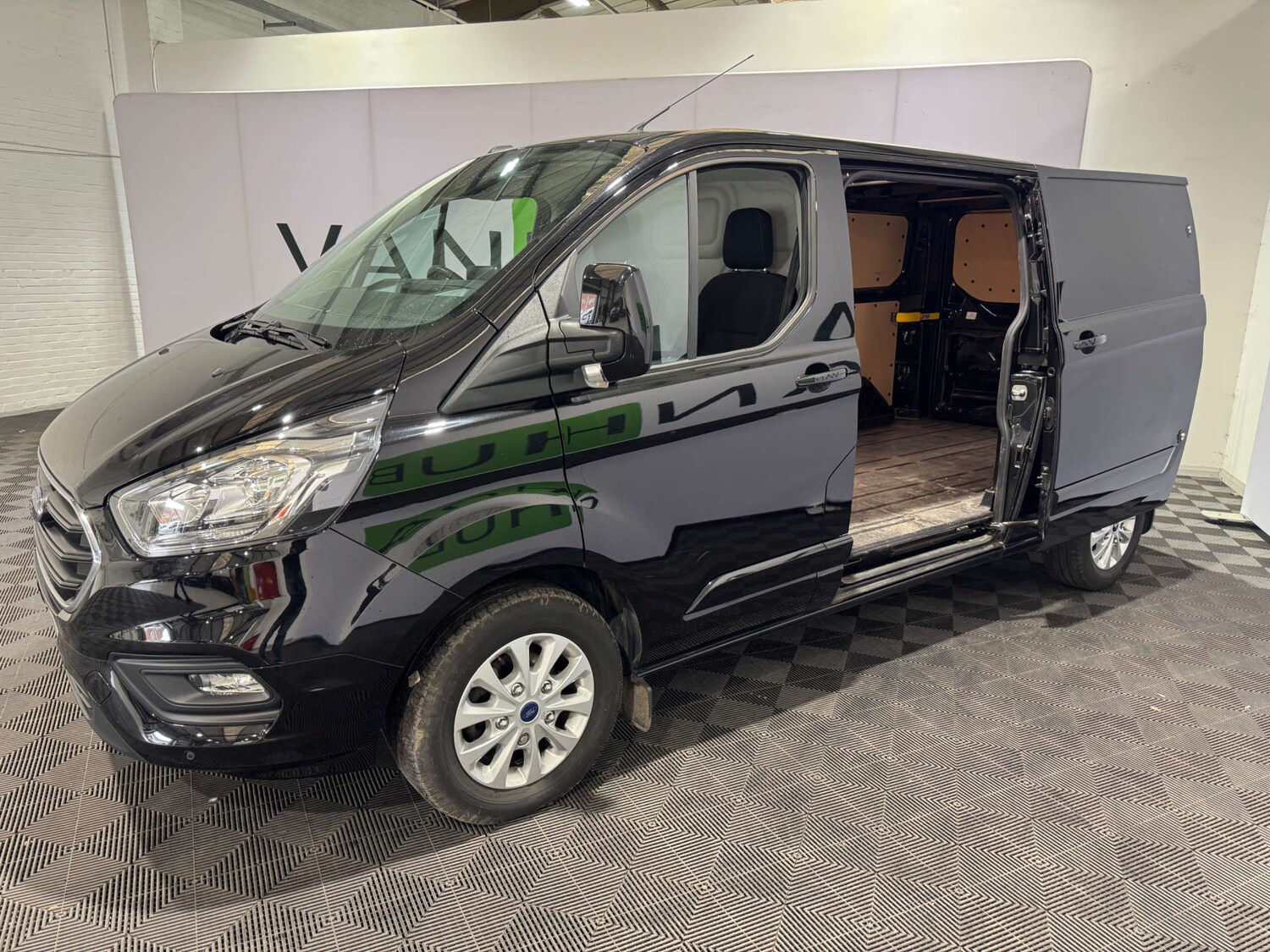 Used Ford Transit Custom 2023 for sale - 76091323: Photo 27