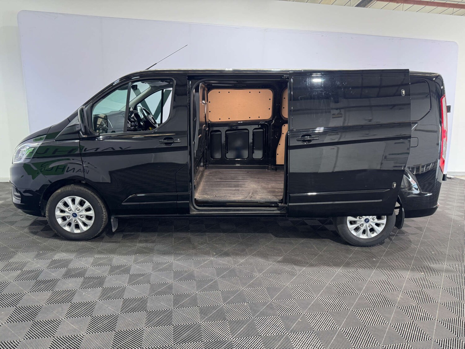 Used Ford Transit Custom 2023 for sale - 76091323: Photo 3