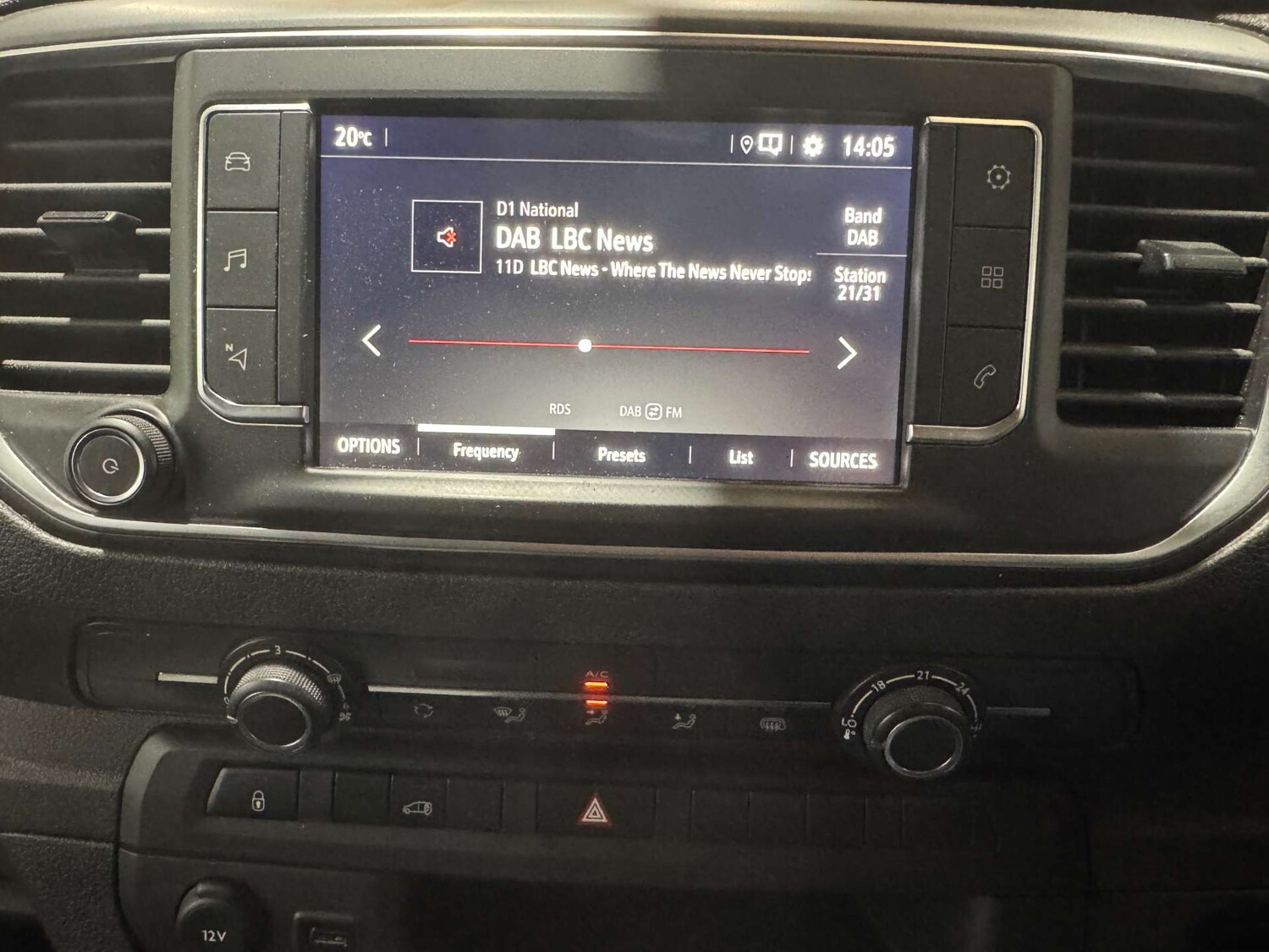 Used Vauxhall Vivaro 2023 for sale - 76601972: Photo 20