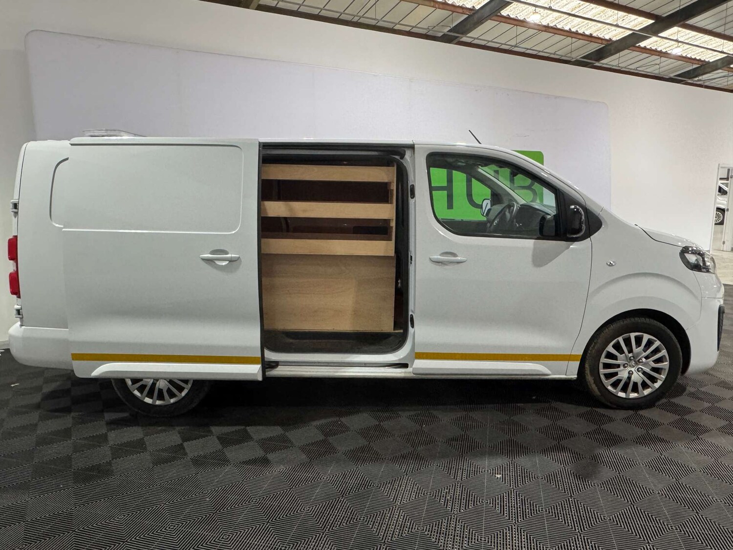 Used Vauxhall Vivaro 2023 for sale - 76601972: Photo 6