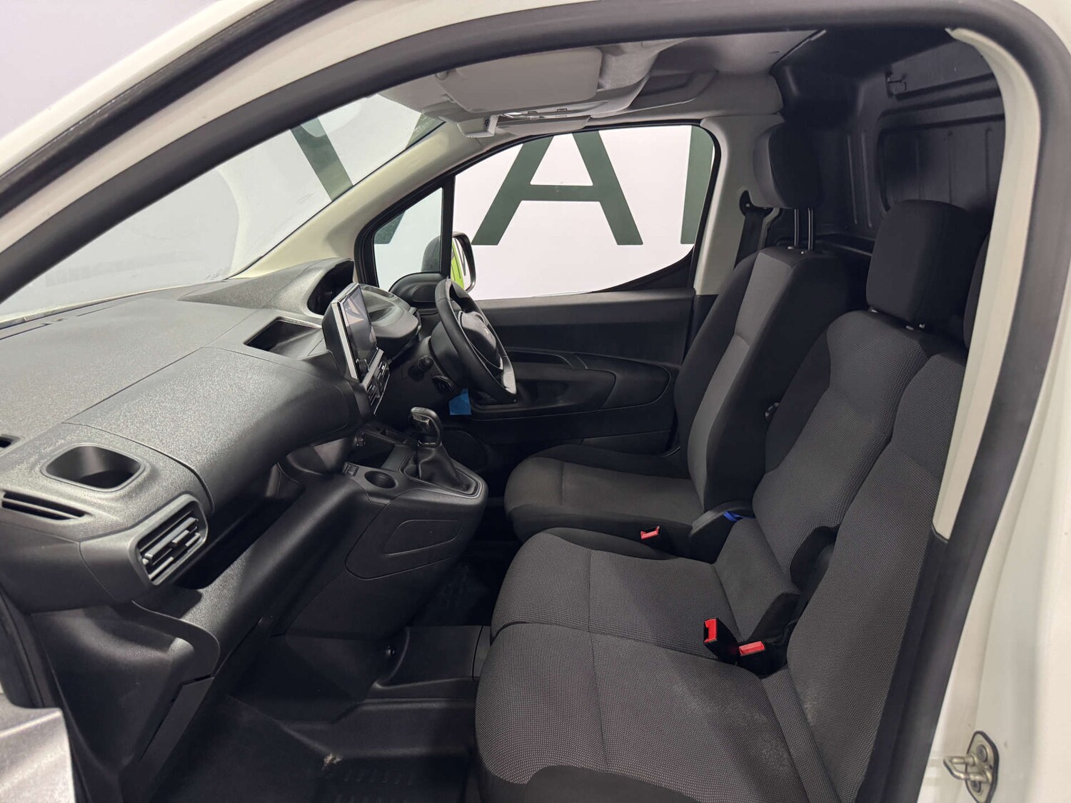 Used Peugeot Partner 2020 for sale - 76602024: Photo 23