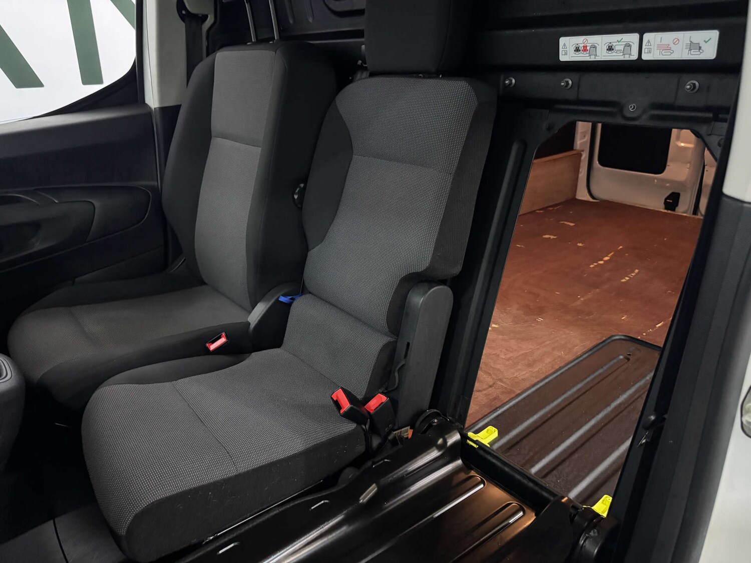 Used Peugeot Partner 2020 for sale - 76602024: Photo 36