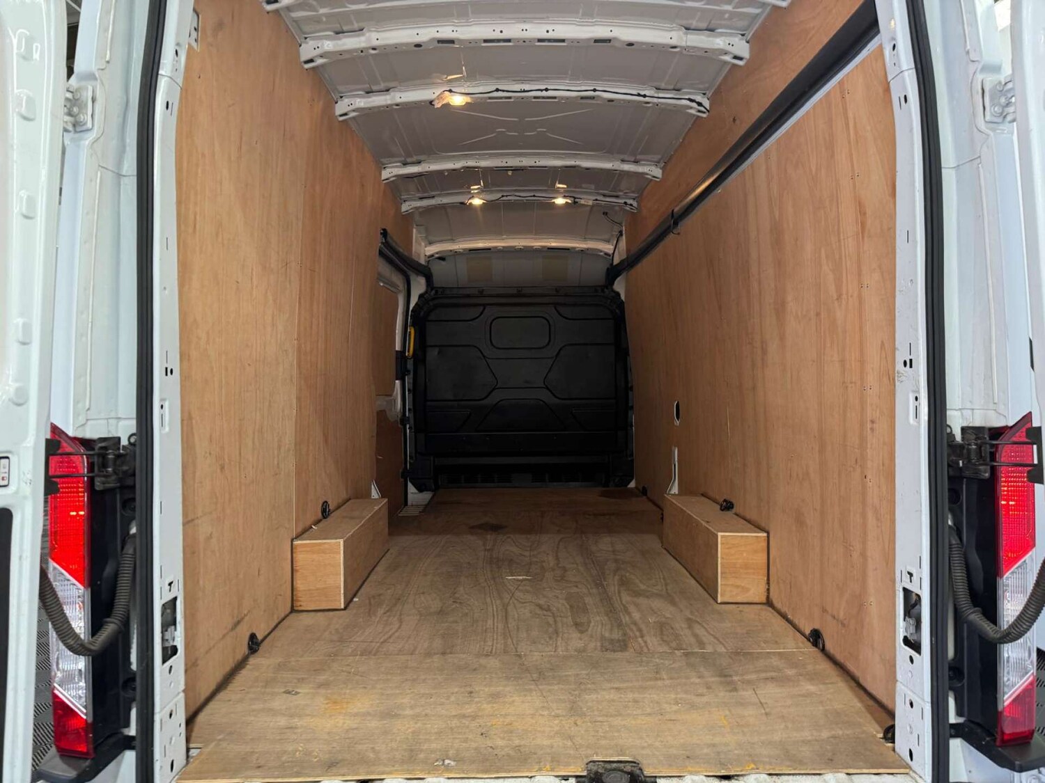 Used Ford Transit 2024 for sale - 76255861: Photo 10