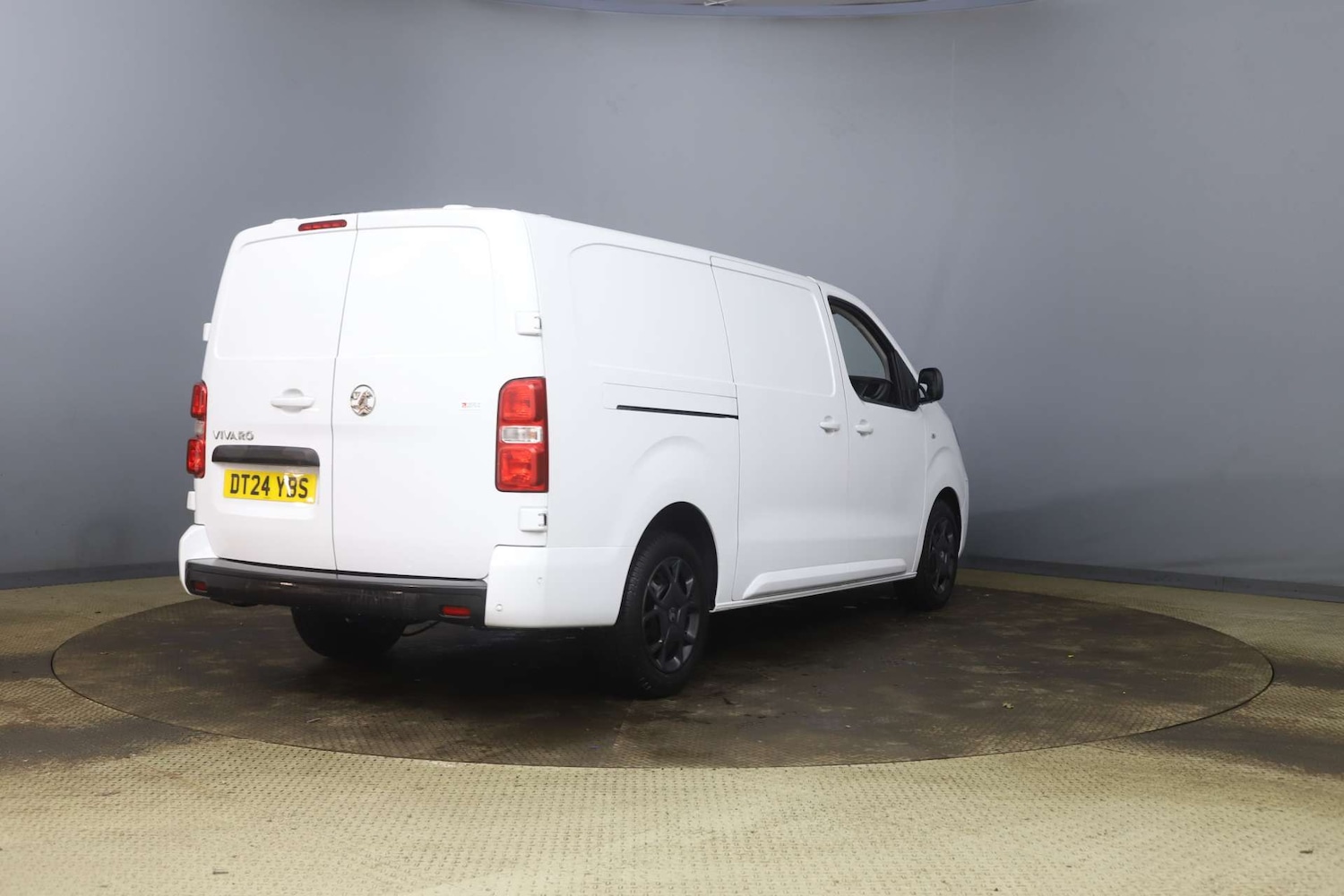 Used Vauxhall Vivaro 2024 for sale - 77591943: Photo 6
