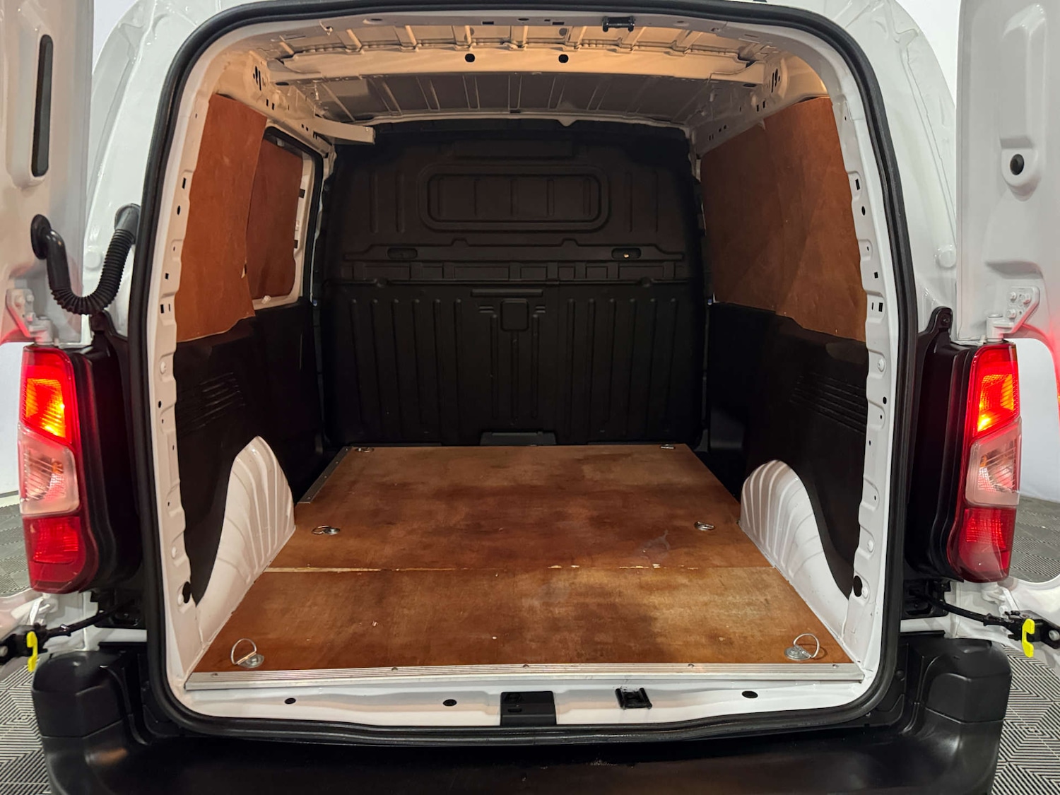 Used Vauxhall Combo 2022 for sale - 77494196: Photo 3