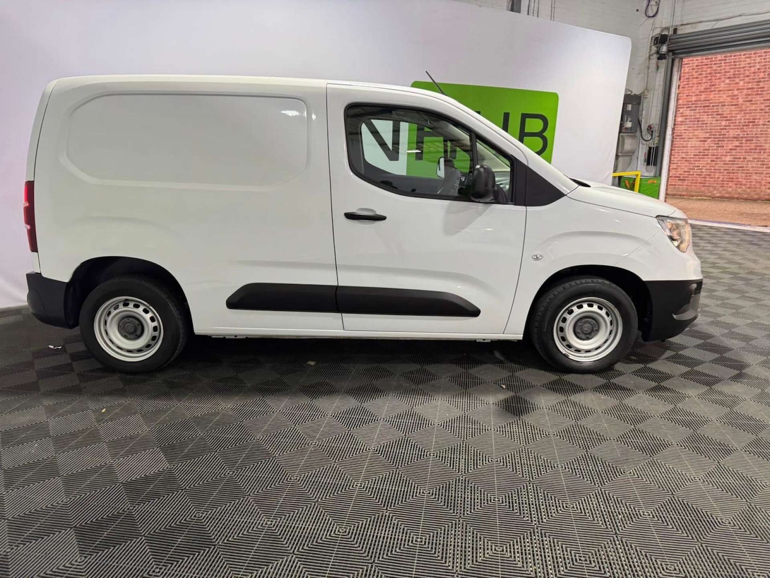 Used Vauxhall Combo 2022 for sale - 77494196: Photo 30