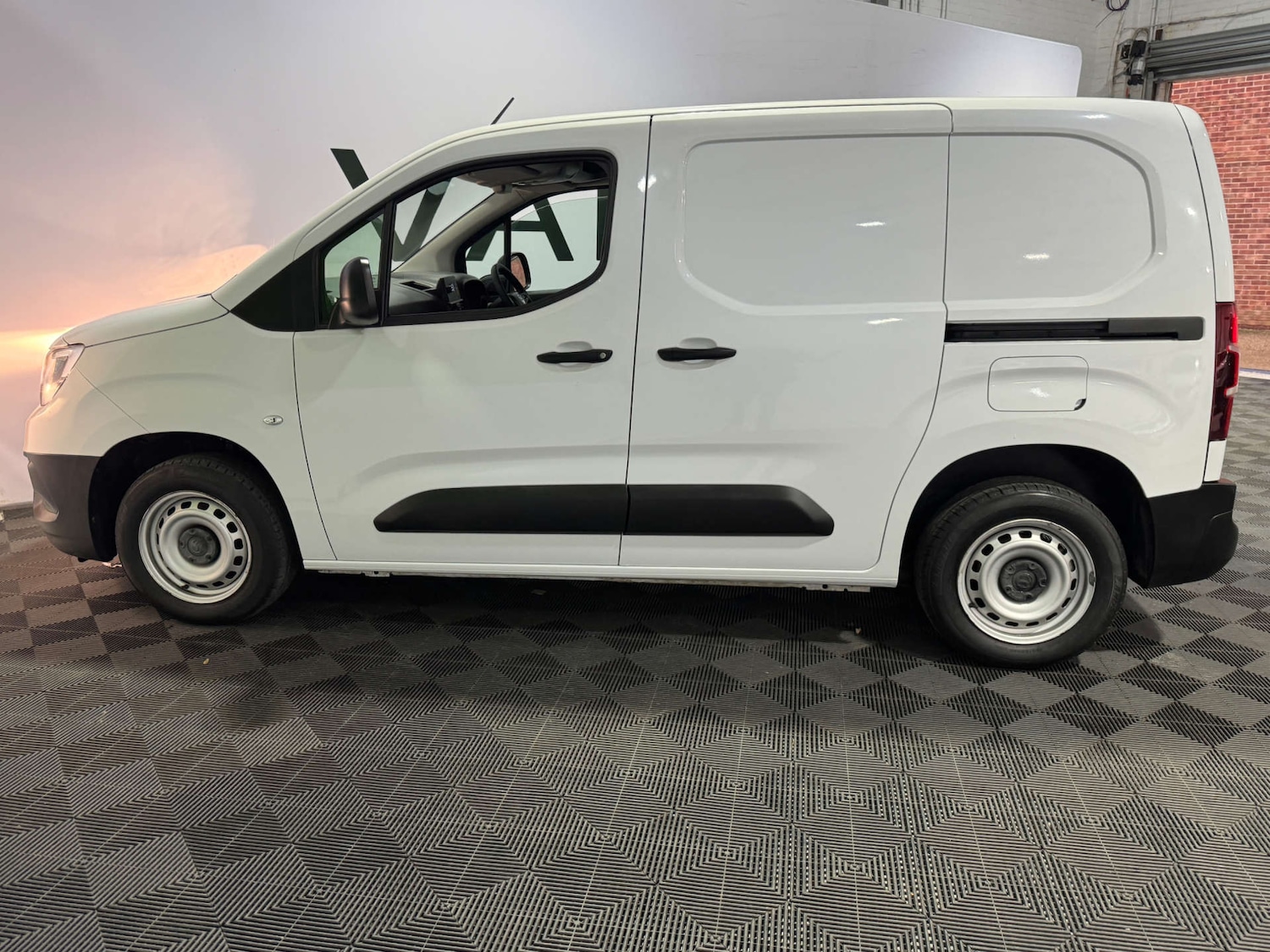 Used Vauxhall Combo 2022 for sale - 77494196: Photo 4