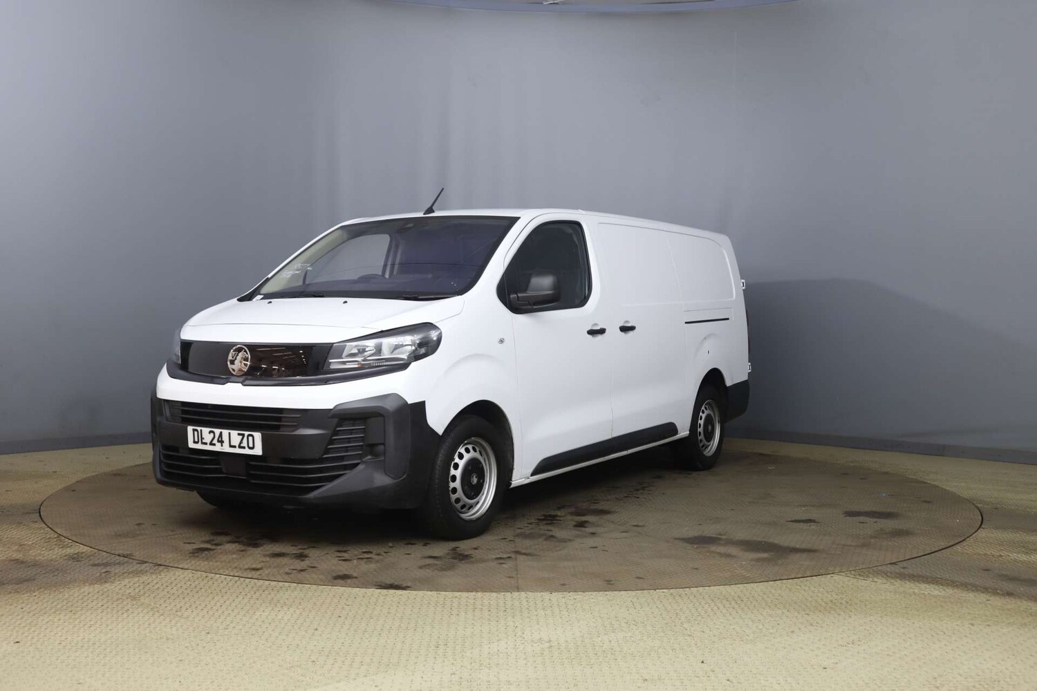 Used Vauxhall Vivaro 2024 for sale - 77434653: Photo 3