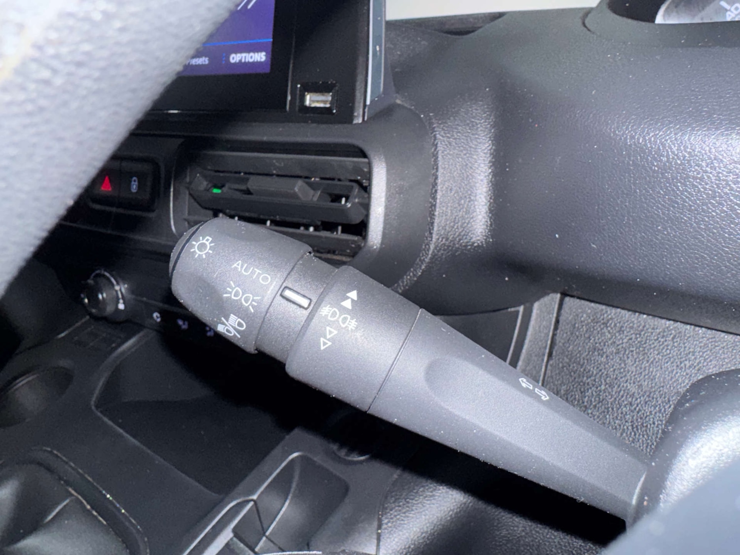 Used Peugeot Partner 2020 for sale - 77337003: Photo 15