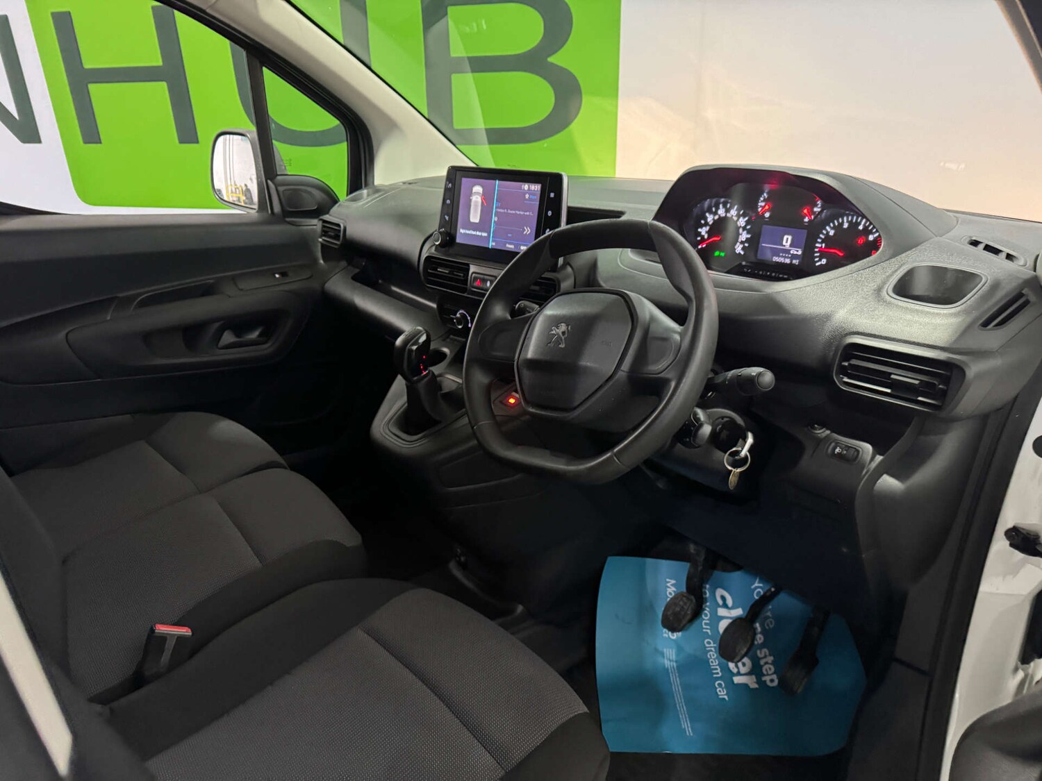 Used Peugeot Partner 2020 for sale - 77337003: Photo 2