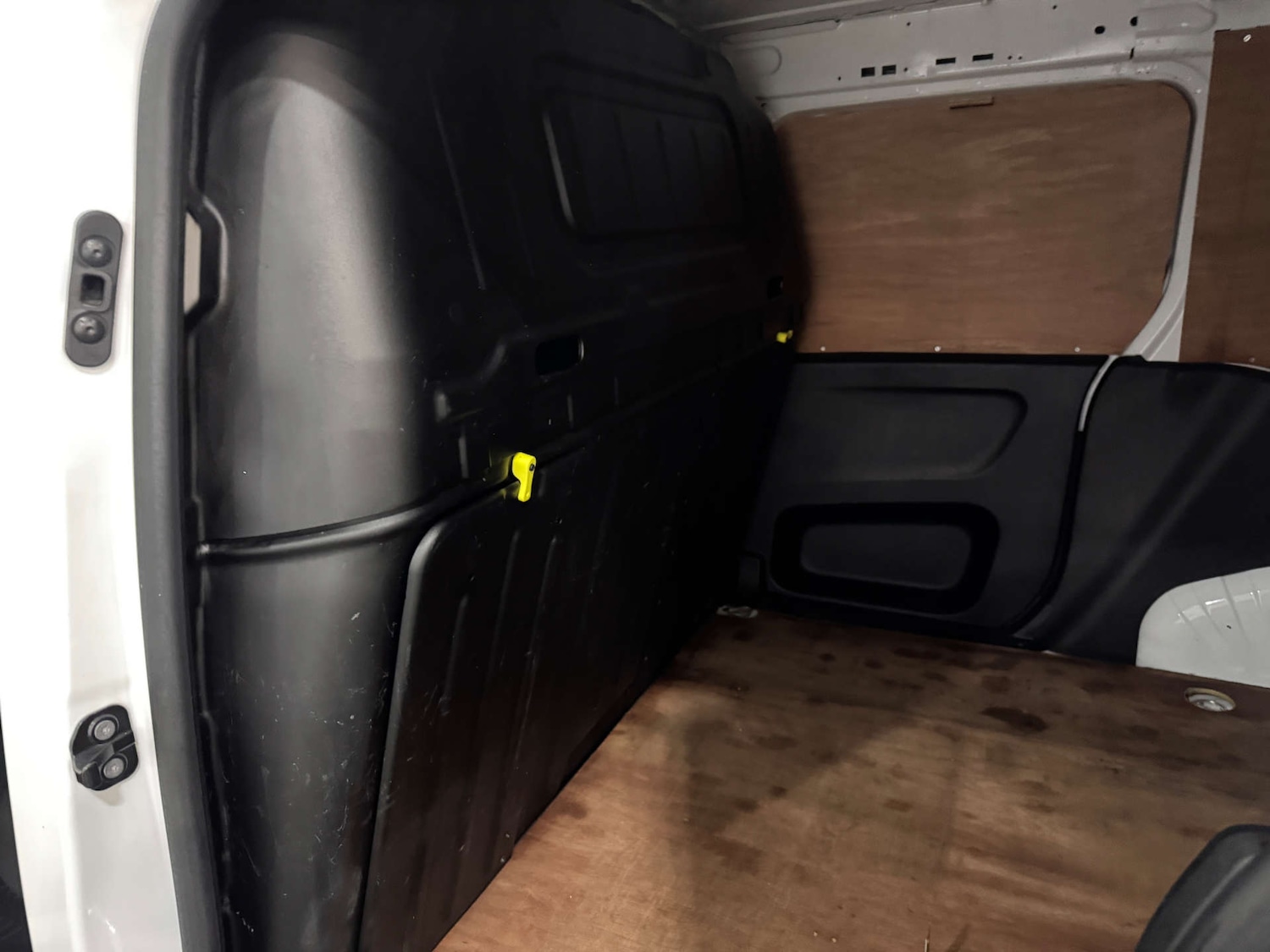 Used Peugeot Partner 2020 for sale - 77337003: Photo 27