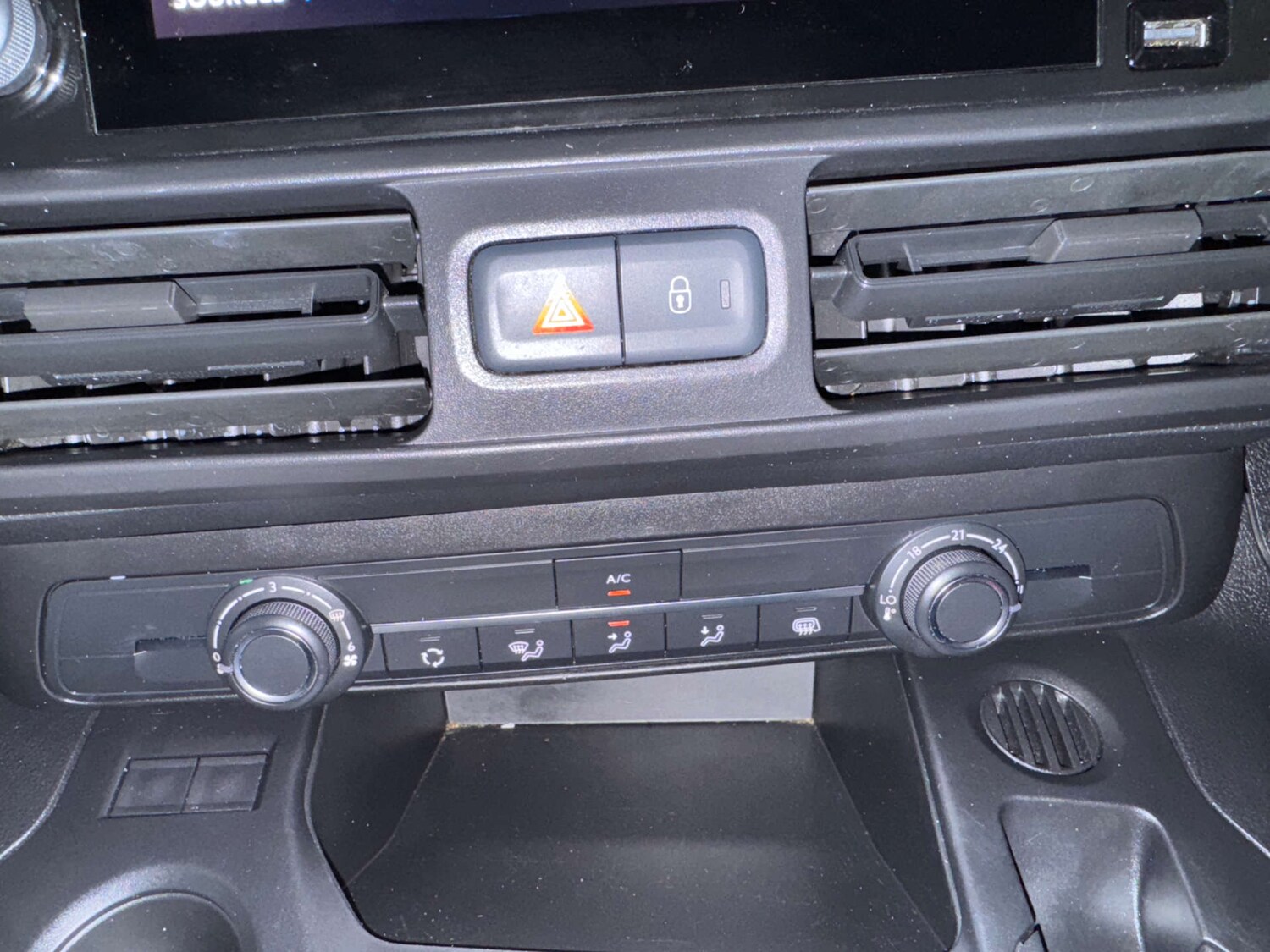 Used Peugeot Partner 2020 for sale - 77337003: Photo 34