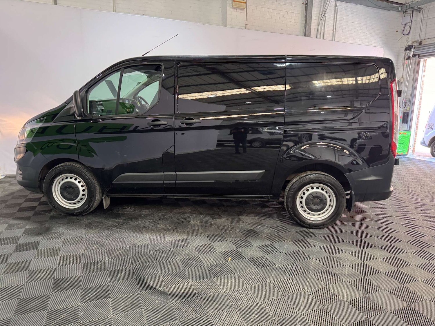Used Ford Transit Custom 2022 for sale - 76579691: Photo 3