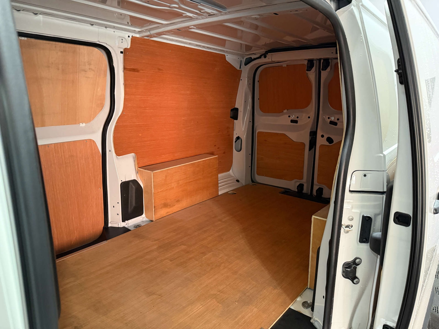 Used Vauxhall Vivaro 2024 for sale - 76830085: Photo 8