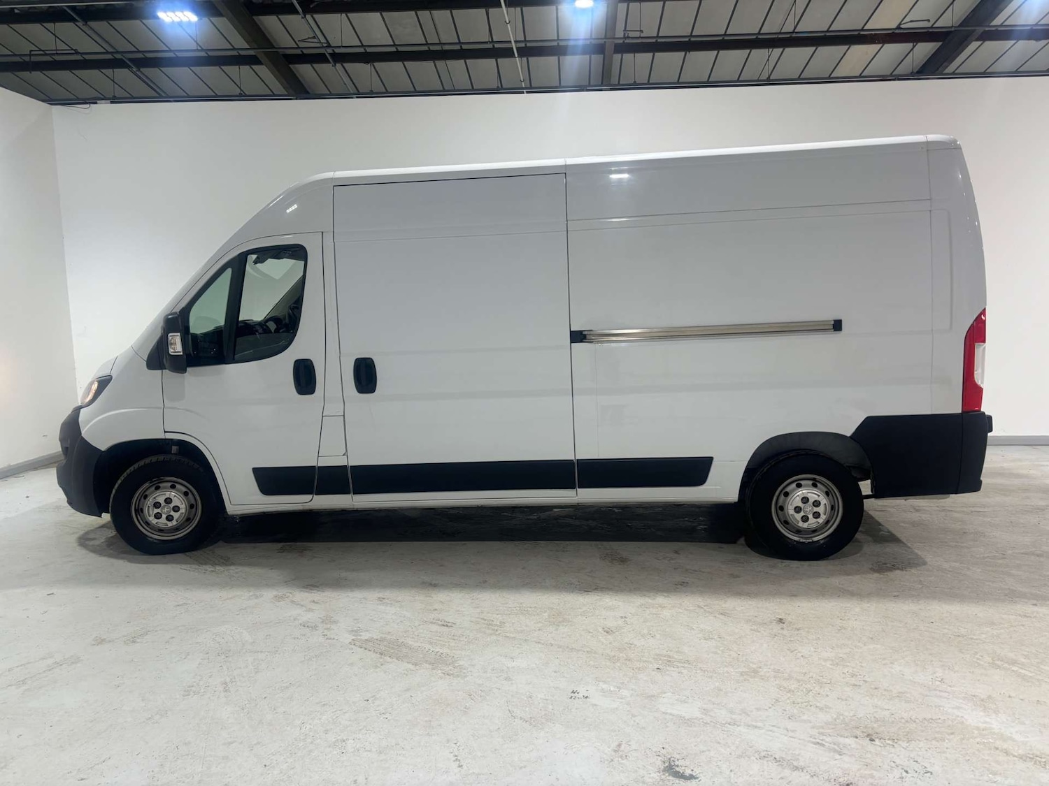 Used Peugeot Boxer 2022 for sale - 76601183: Photo 4