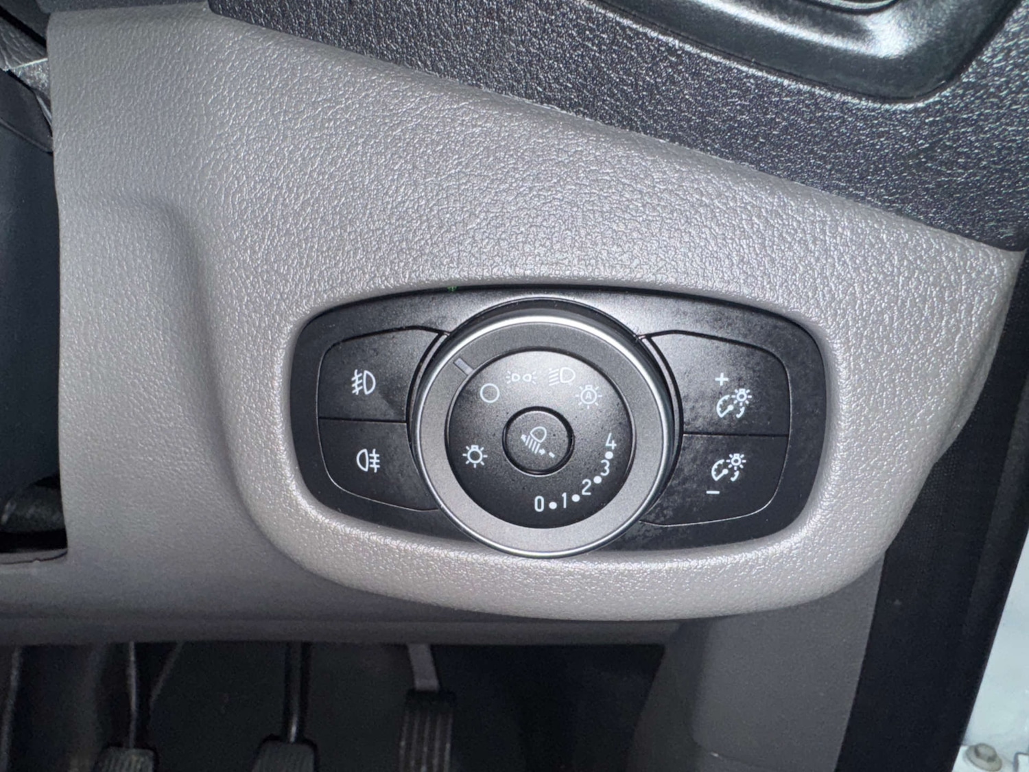 Used Ford Transit Connect 2024 for sale - 77118816: Photo 13