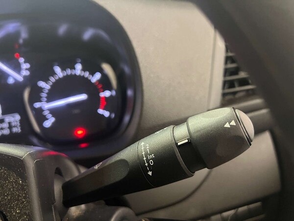 Used Vauxhall Vivaro 2023 for sale - 75356995: Photo 8