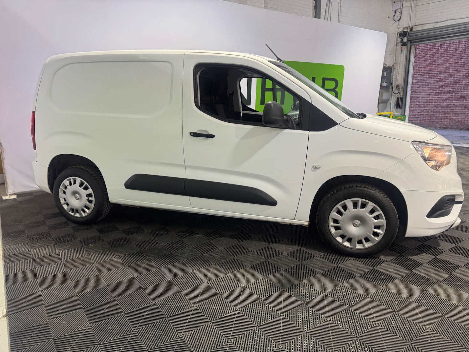 Used Vauxhall Combo 2020 for sale - 77336997: Photo 10