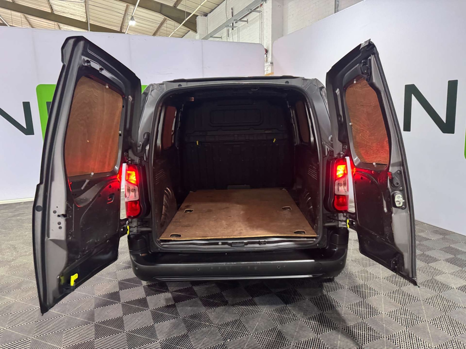 Used Citroen Berlingo 2020 for sale - 76642941: Photo 23