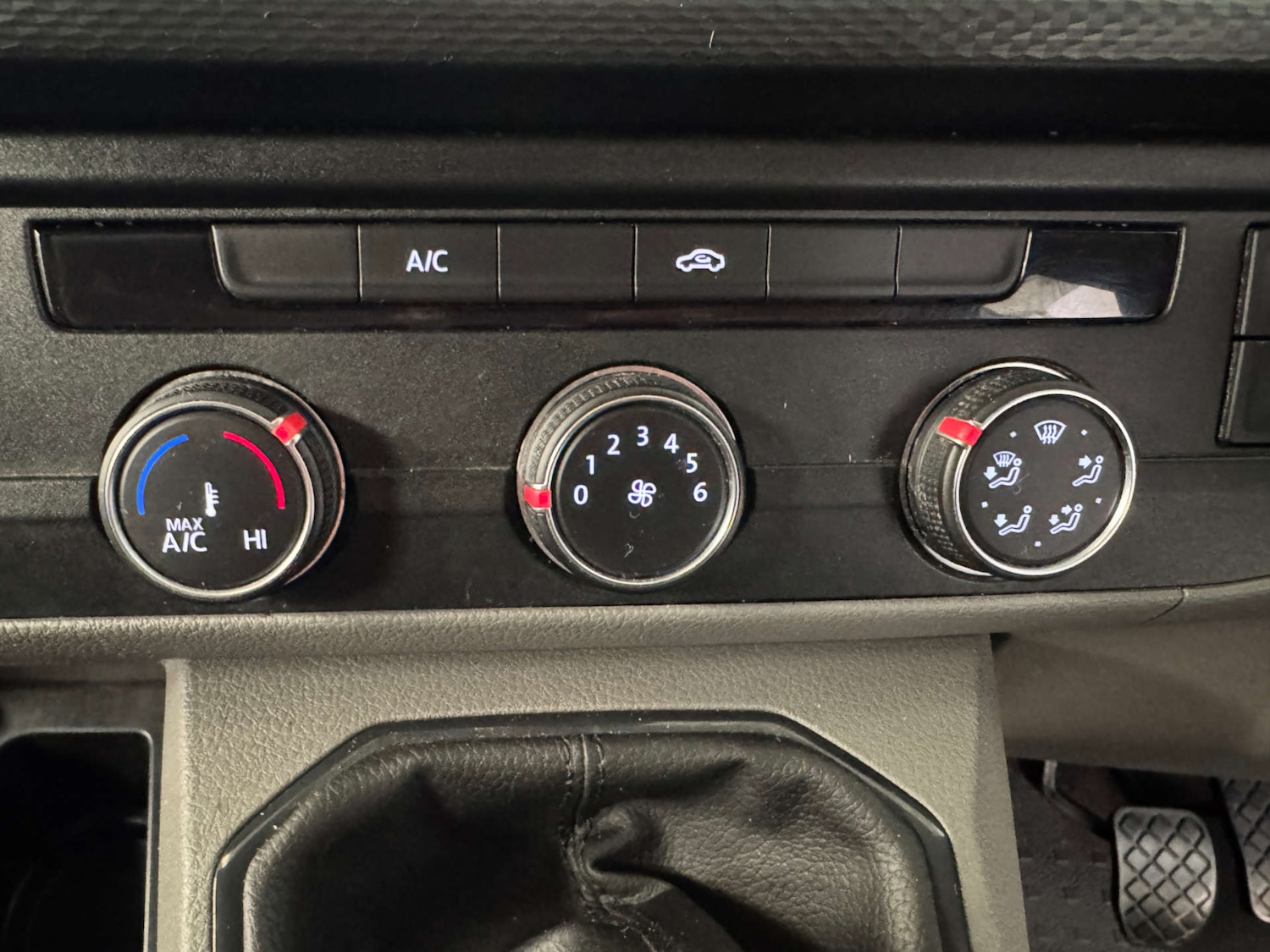 Used Volkswagen Transporter 2023 for sale - 77976988: Photo 20