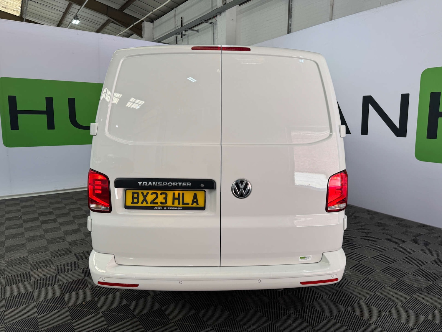 Used Volkswagen Transporter 2023 for sale - 77976988: Photo 8