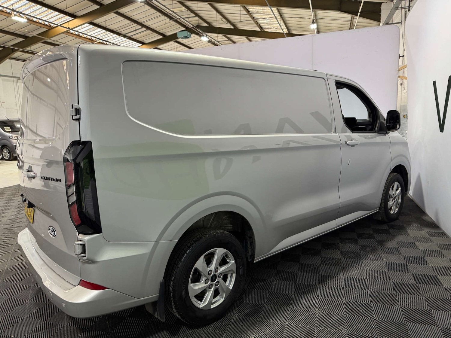 Used Ford Transit Custom 2024 for sale - 77420215: Photo 10