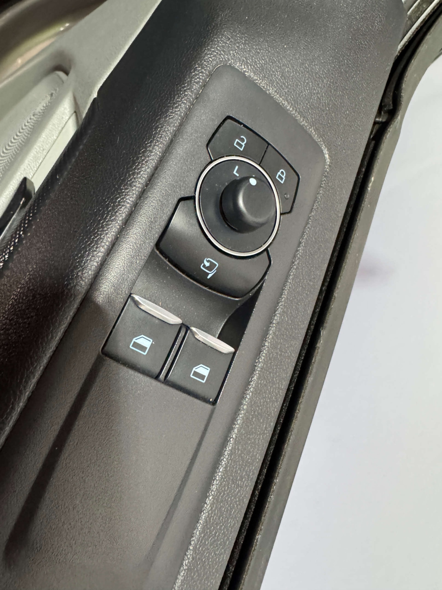 Used Ford Transit Custom 2024 for sale - 77420215: Photo 13