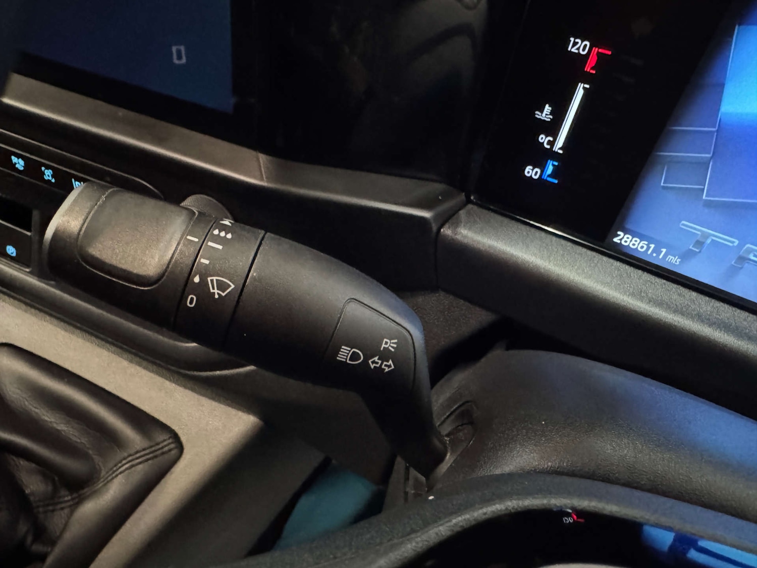 Used Ford Transit Custom 2024 for sale - 77420215: Photo 17