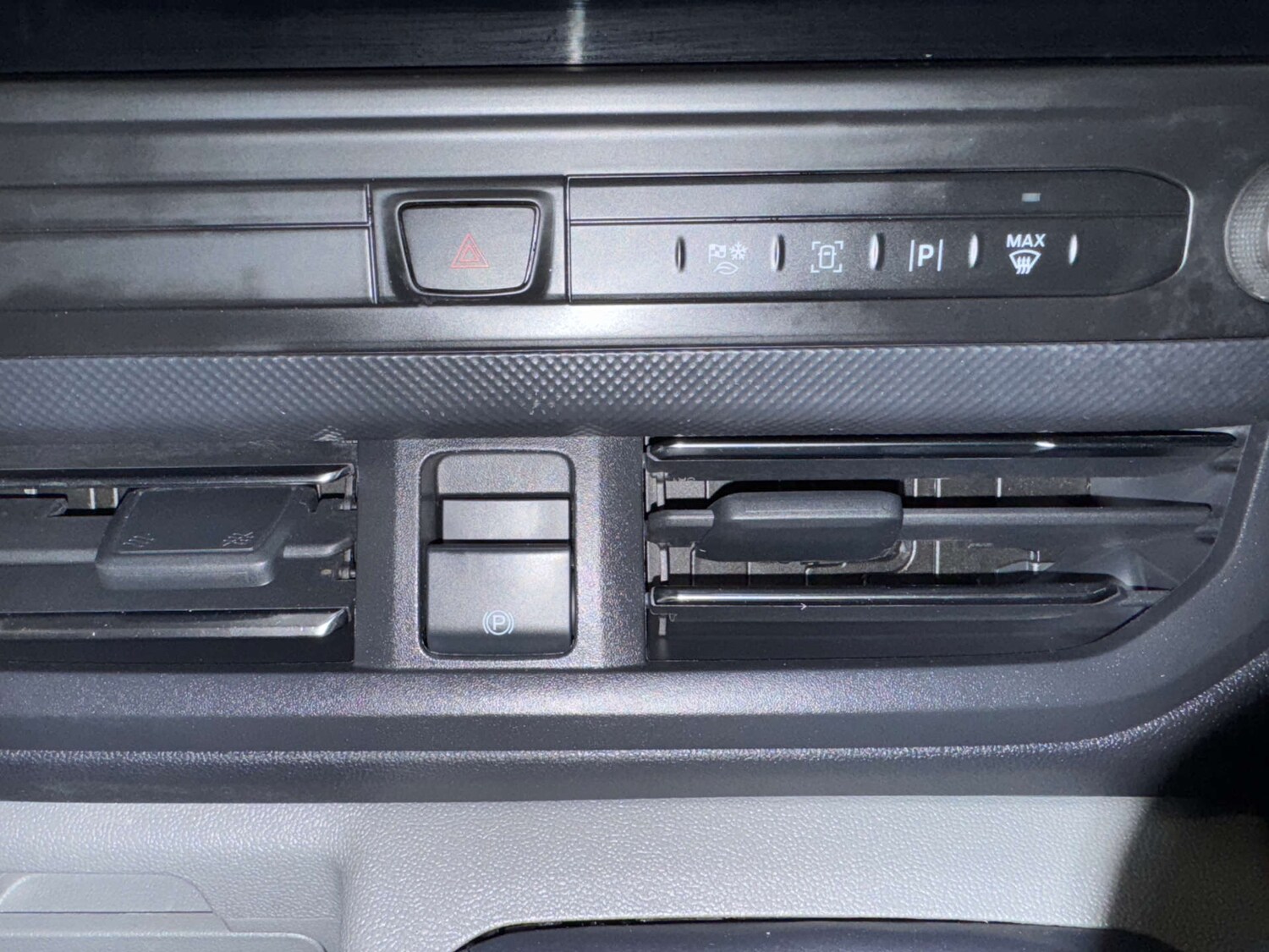 Used Ford Transit Custom 2024 for sale - 77420215: Photo 18