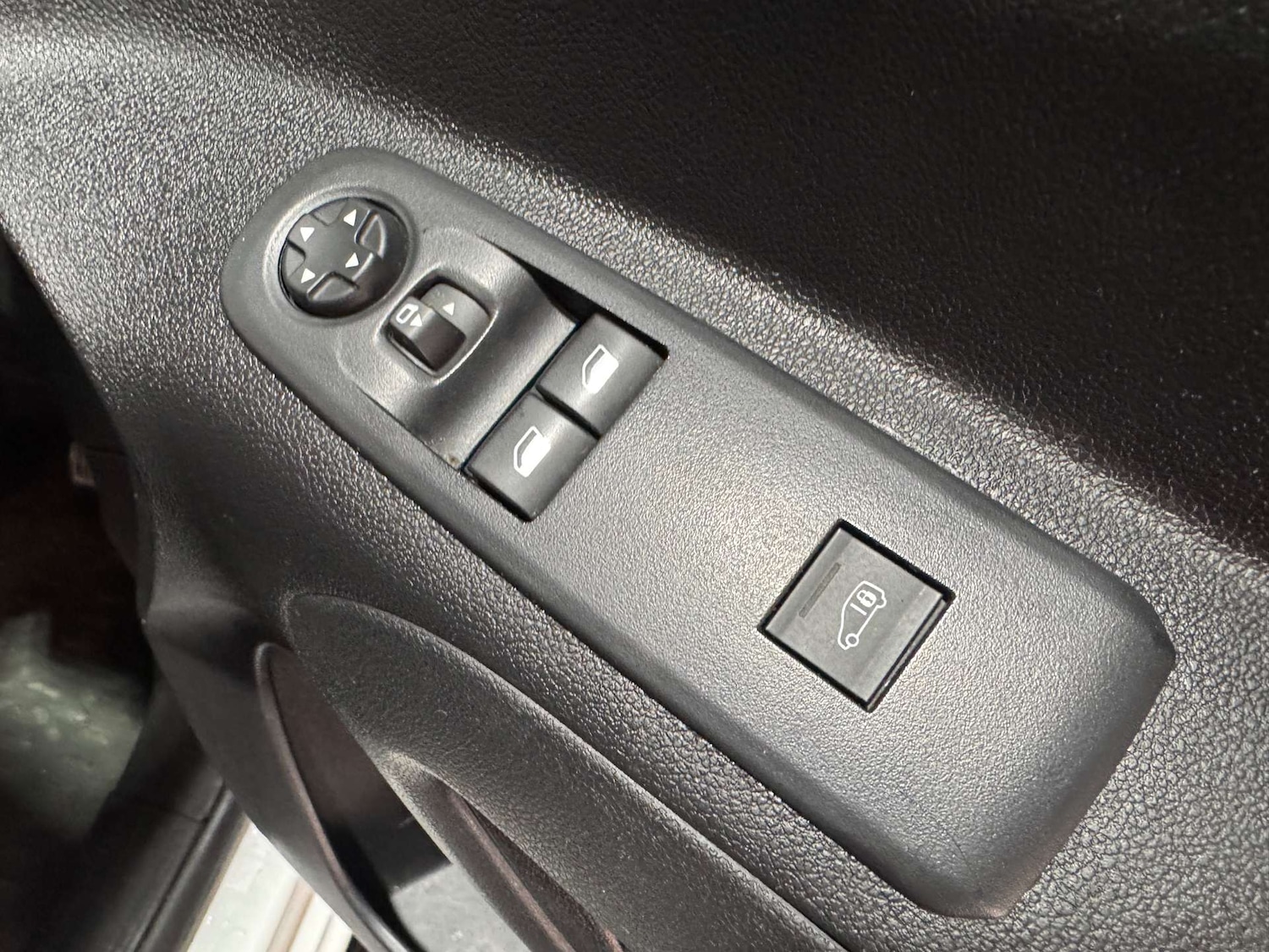 Used Peugeot Partner 2022 for sale - 76640015: Photo 12