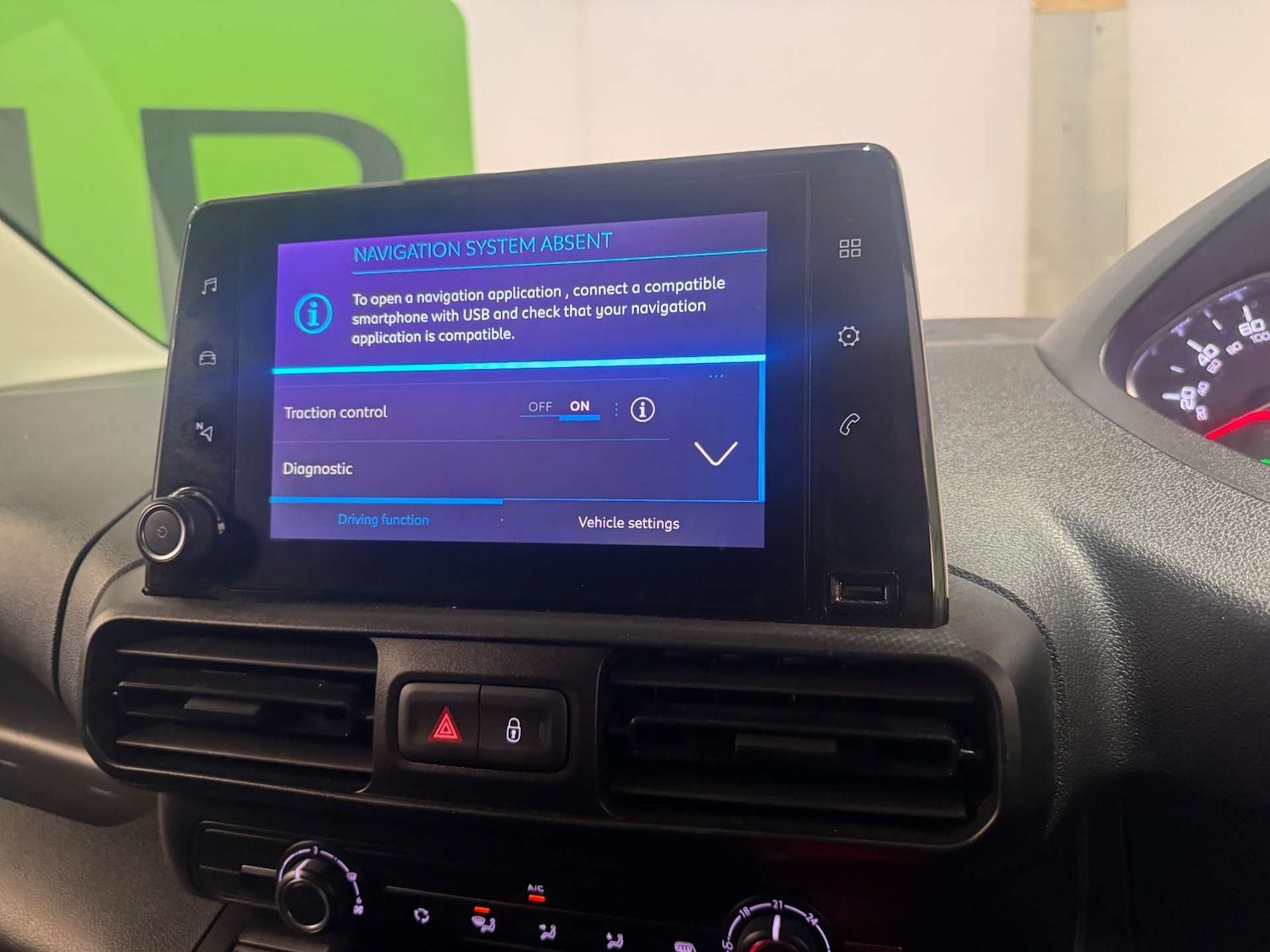 Used Peugeot Partner 2022 for sale - 76640015: Photo 17