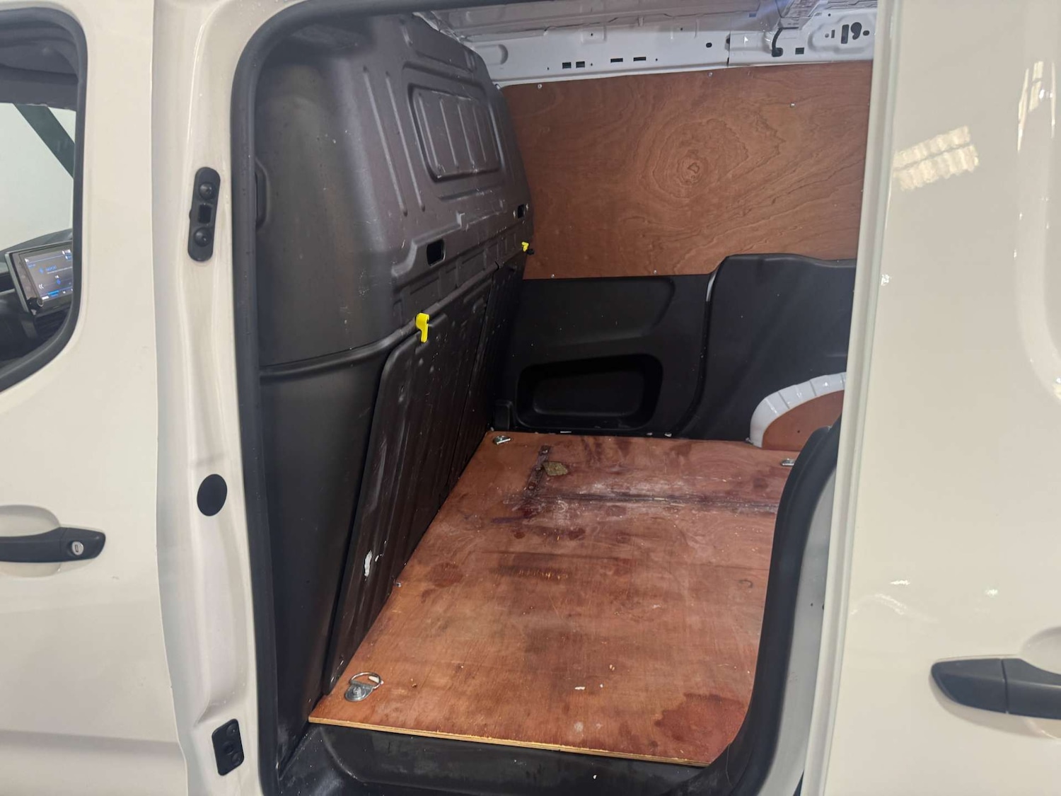 Used Peugeot Partner 2022 for sale - 76640015: Photo 22