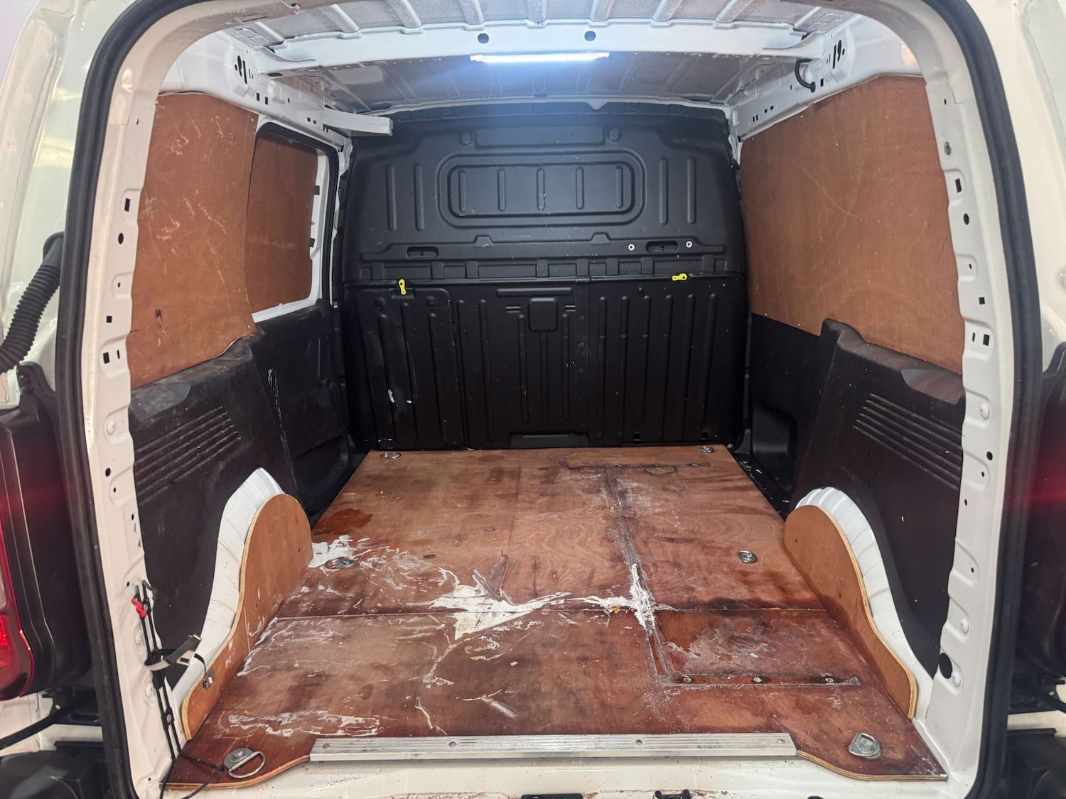 Used Peugeot Partner 2022 for sale - 76640015: Photo 23