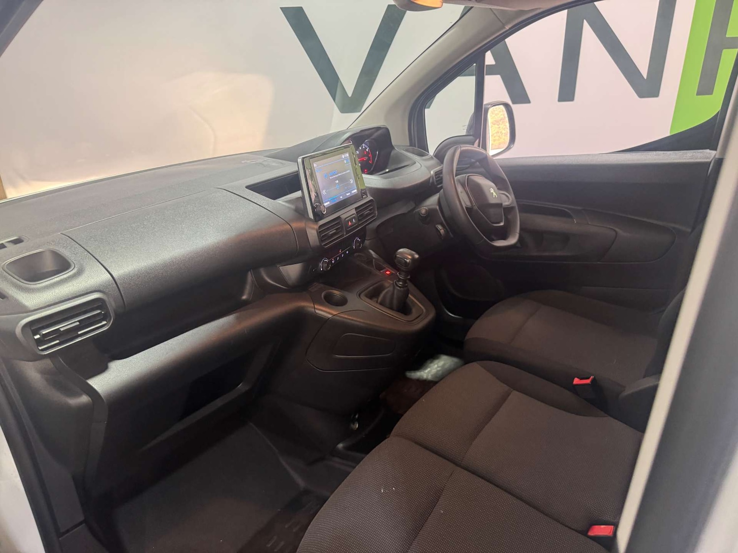 Used Peugeot Partner 2022 for sale - 76640015: Photo 27