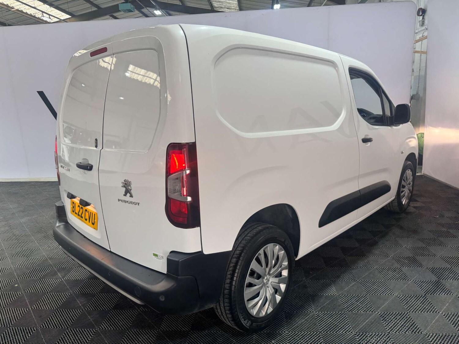 Used Peugeot Partner 2022 for sale - 76640015: Photo 8