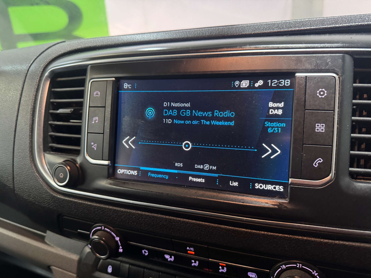 Used Peugeot Expert 2021 for sale - 76829997: Photo 31