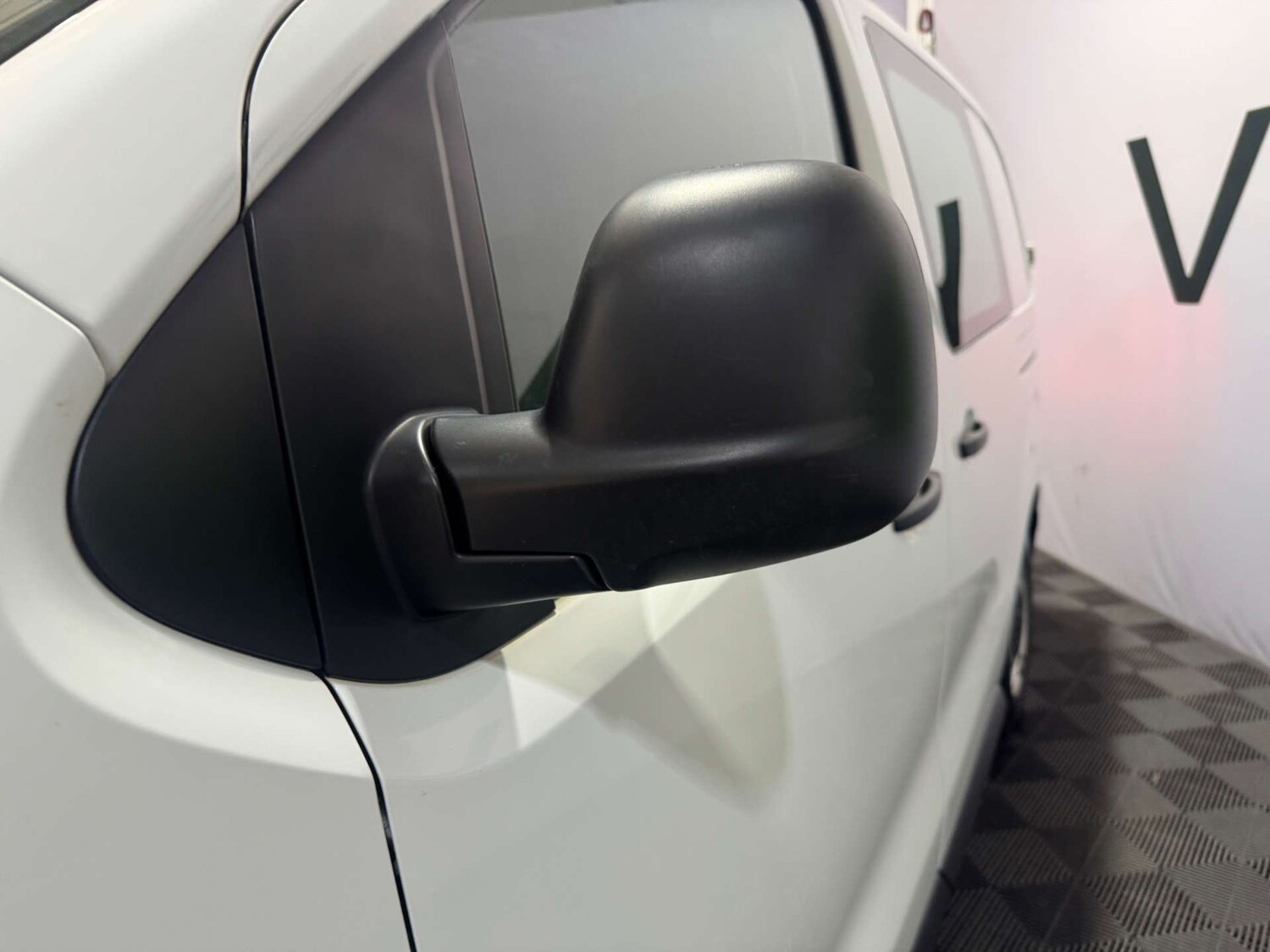 Used Peugeot Expert 2021 for sale - 76829997: Photo 38