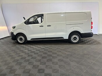Used Vauxhall Vivaro 2024 for sale - 75830301: Photo