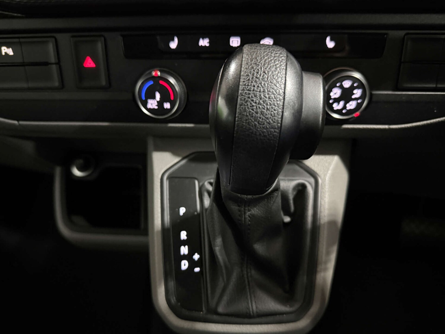 Used Volkswagen Transporter 2022 for sale - 76451733: Photo 19