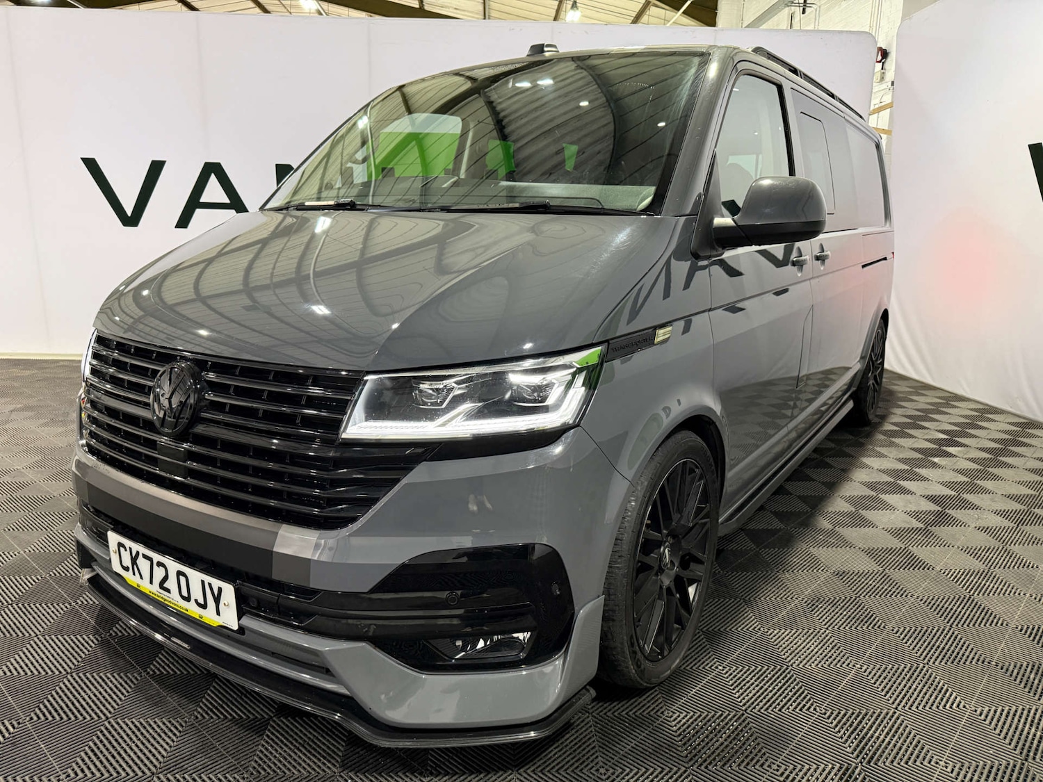 Used Volkswagen Transporter 2022 for sale - 76451733: Photo 3