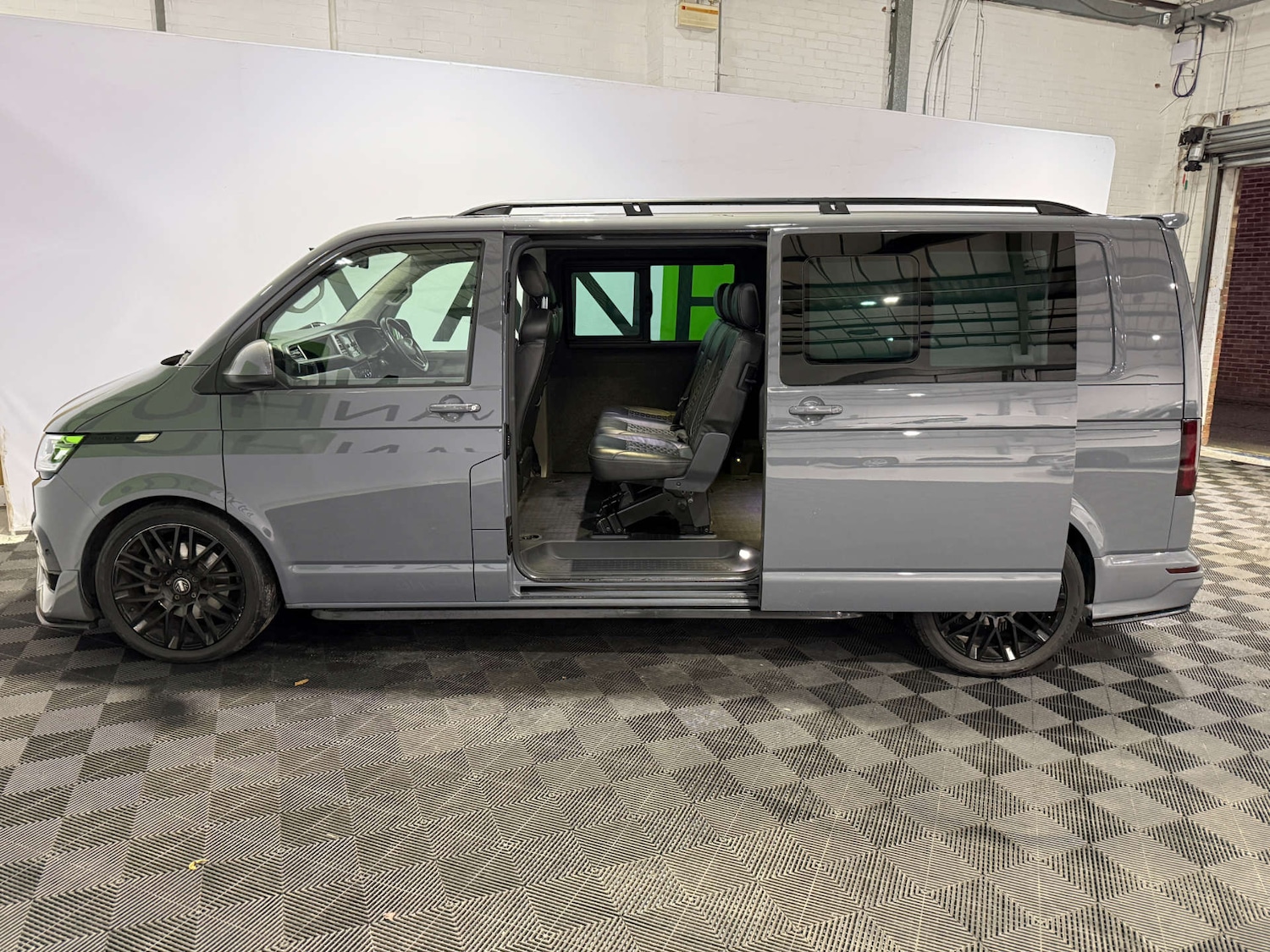 Used Volkswagen Transporter 2022 for sale - 76451733: Photo 4