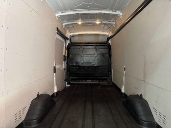 Used Ford Transit 2022 for sale - 78804233: Photo