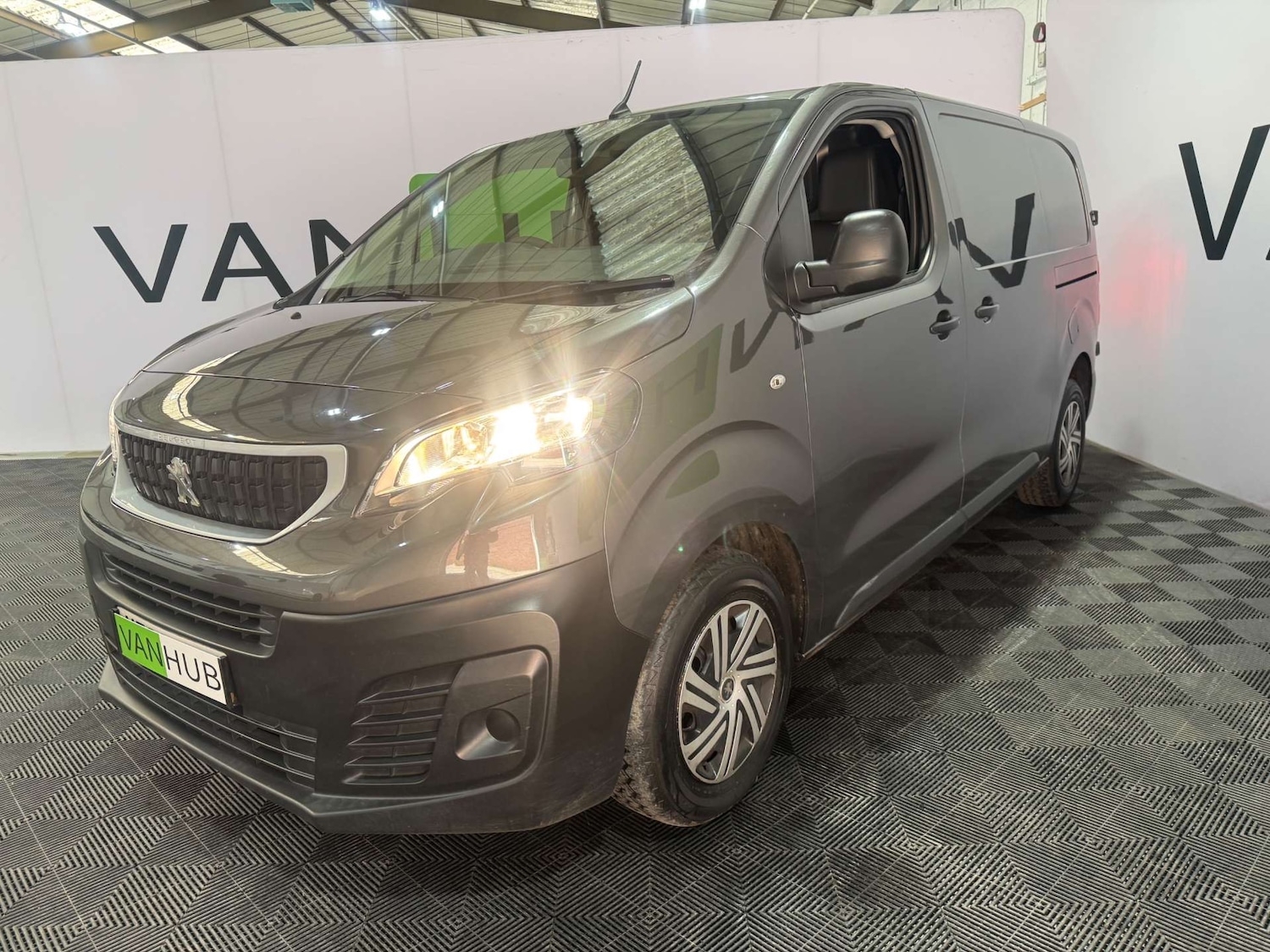 Used Peugeot Expert 2020 for sale - 76694845: Photo 3