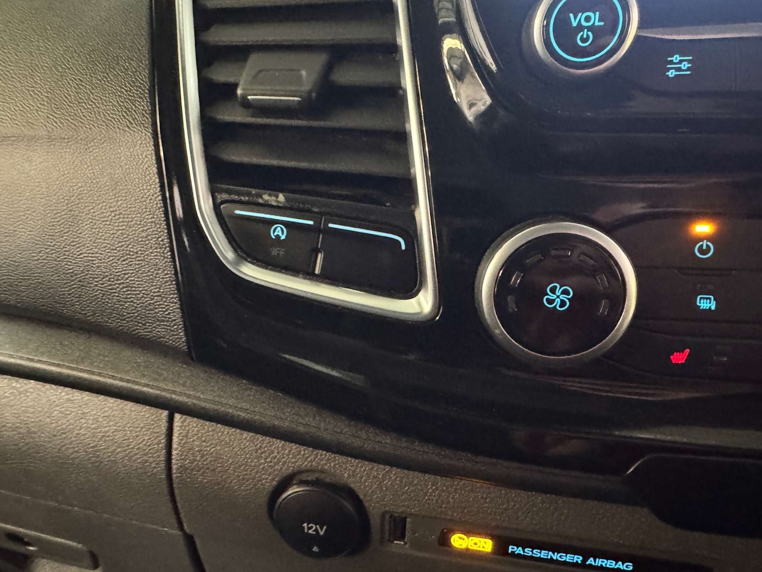 Used Ford Transit Custom 2023 for sale - 77047456: Photo 13